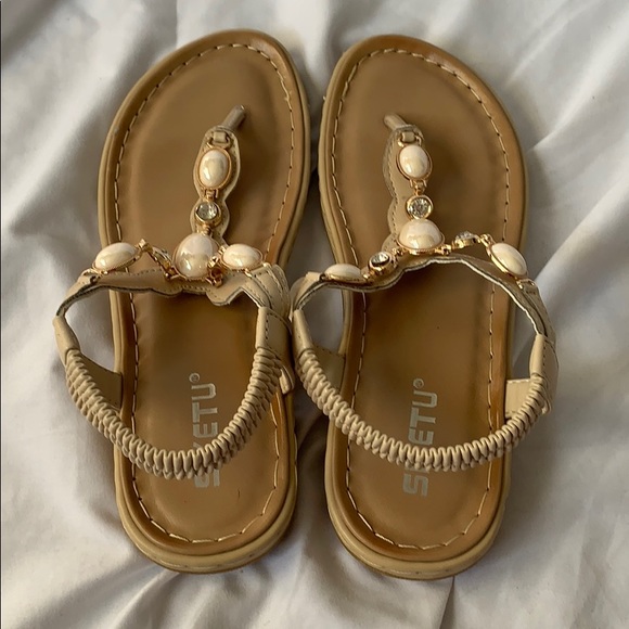 Tan sandals with rhinestones - Picture 6 of 6